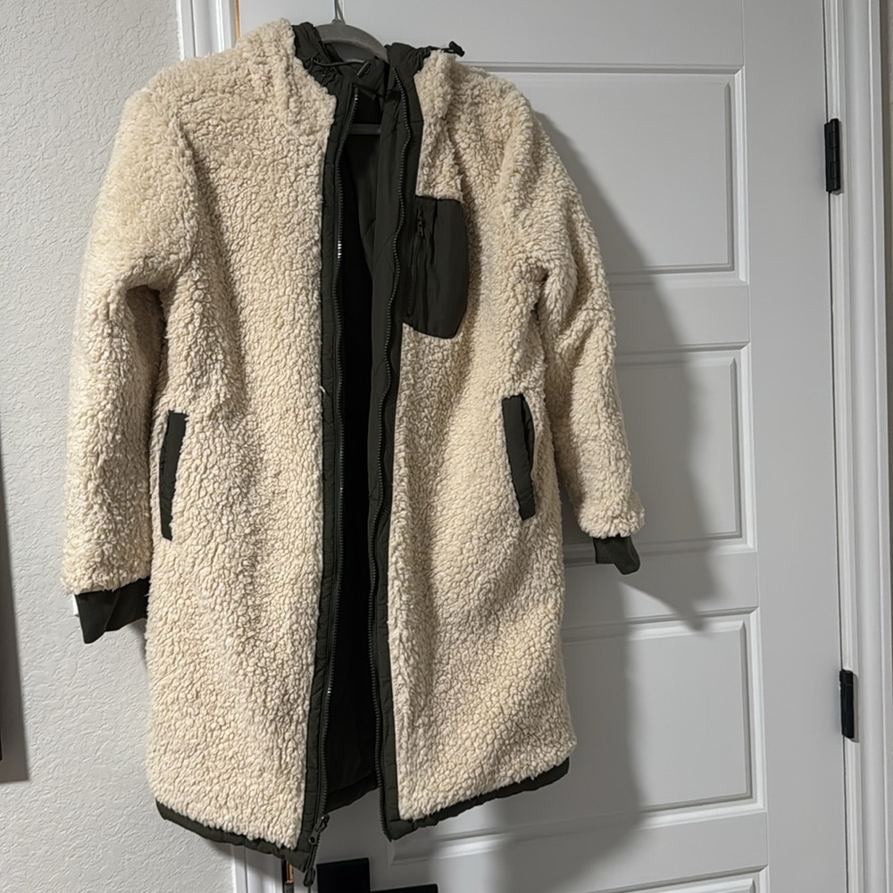 Reversible Coat - Picture 3 of 4